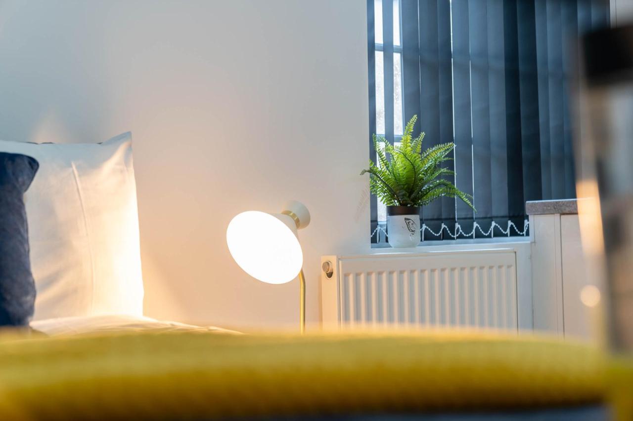 Comfy, Modern Studio With Netflix Lägenhet Birmingham Exteriör bild