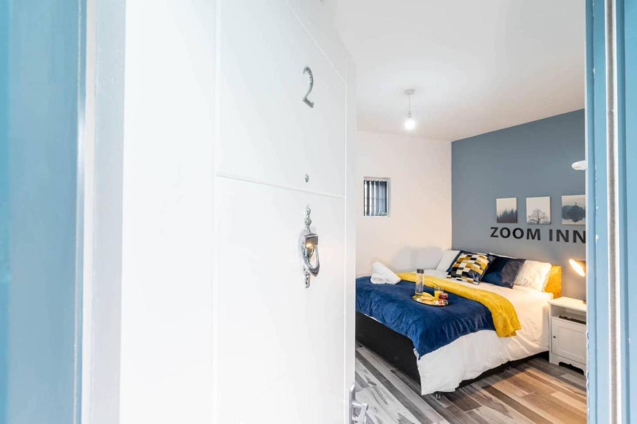 Comfy, Modern Studio With Netflix Lägenhet Birmingham Exteriör bild